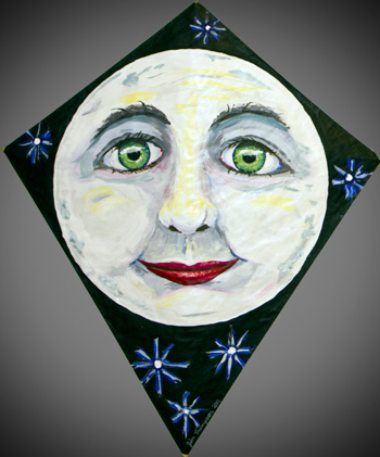 Moon Kite 3