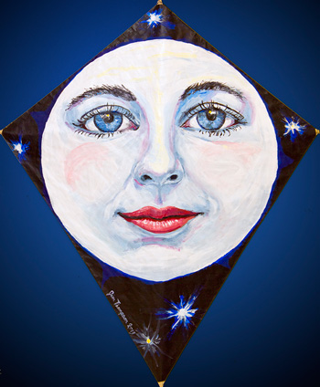 Haughty Moon Kite