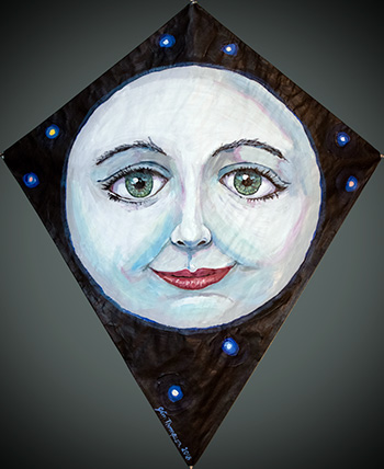 December Moon Kite 2018